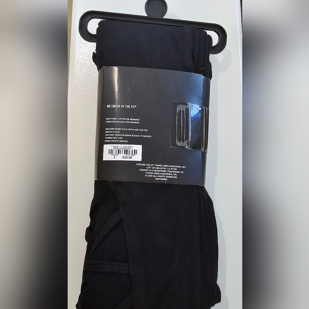 NWT Torrid Premium Legging - Lattice Mesh Insert Black - Picture 7 of 7